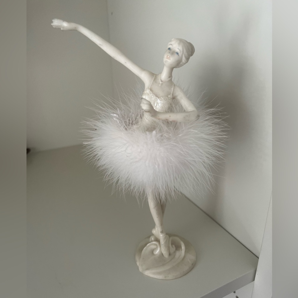 Vintage Dancing Ballerina Statue Sculpture White 9”
